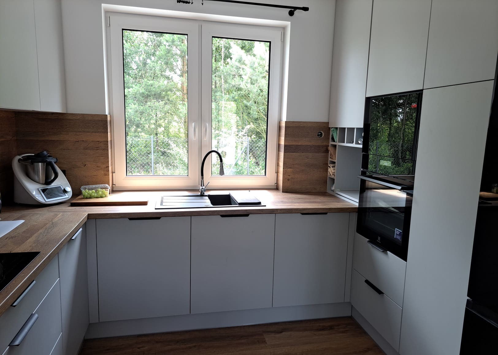 Meble gotowe czy na wymiar?